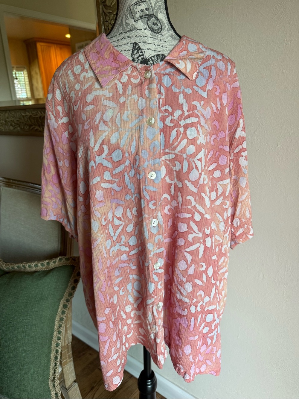 Women’s Orvis Coral Pink and White Short-Sleeve Button-Down Shirt